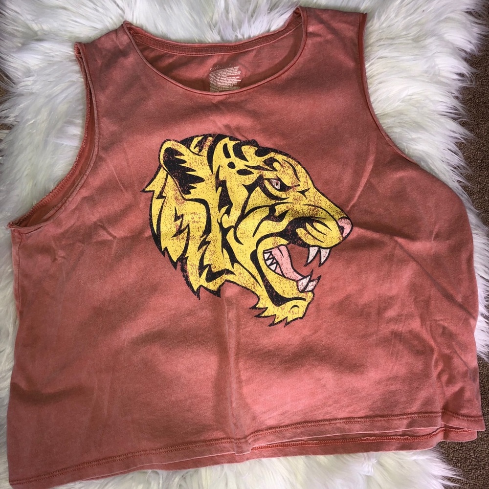 Cropped Tiger Graphic Tank